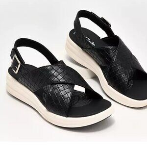Clarks Cloudsteppers Backstrap Black Drift Sun Sandals Size US 6, EUC, Comfort